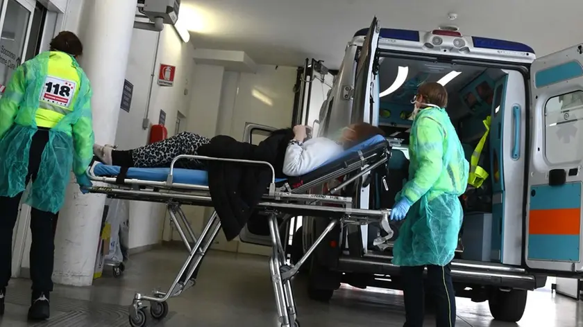 Foto BRUNI 24.02.2020 Emergenza Corona Virus- mascherine e pronto soccorso