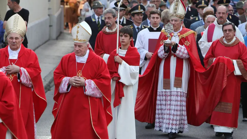Lasorte Trieste 26/06/14 - Muggia, Festa Patroni Patriarca di Venezia, Mons. Francesco Moraglia, Processione