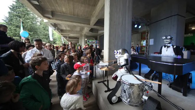 Lasorte Trieste 17/05/14 - ICTP, Centro di Fisica, Mini Maker Faire