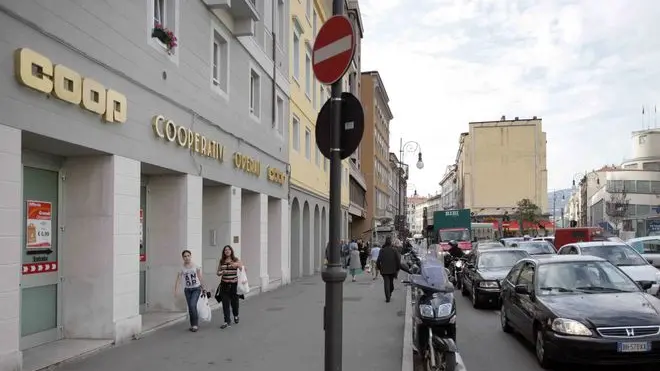 sterle trieste cooperative operaie l go barriera parcheggio