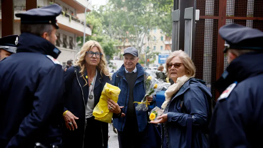 Processo Regeni : Alessandra Ballerini Claudio Regeni Paola Deffendi entrano nel tribunale di piazzale Clodio - Cronaca - Roma, Italia - Gioved“ , 02 Maggio 2024 (foto Cecilia Fabiano / LaPresse) Regeni trial: Alessandra Ballerini Claudio Regeni Paola Deffendi entering in the court in Piazzale Clodio News - Rome, Italy - Thursday , 2 May , 2024 (photo Cecilia Fabiano / LaPresse)