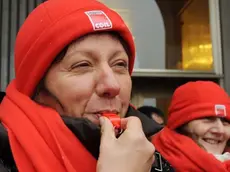 Una protesta del pubblico impiego sotto la Regione in una foto d’archivio