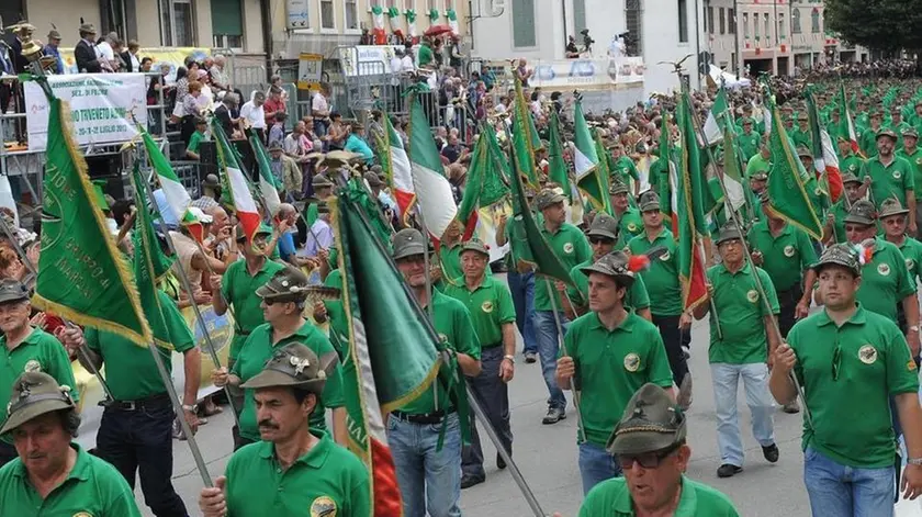 L'adunata alpina del Triveneto svoltasi negli anni scorsi a Feltre