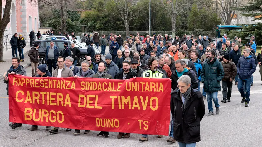 Silvano Trieste 2019-02-26 Comune di Duino Aurisina, i lavoratori della Burgo in presidio e corteo