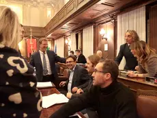 Silvano Trieste 2018-11-26 Consiglio Comunale, la Lega si alza e va a sedere vicino al M5S