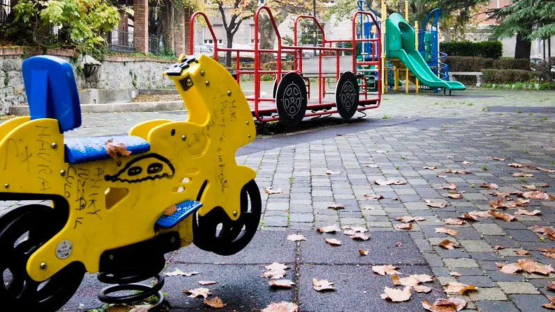 L’area giochi nel giardino di piazza Carlo Alberto