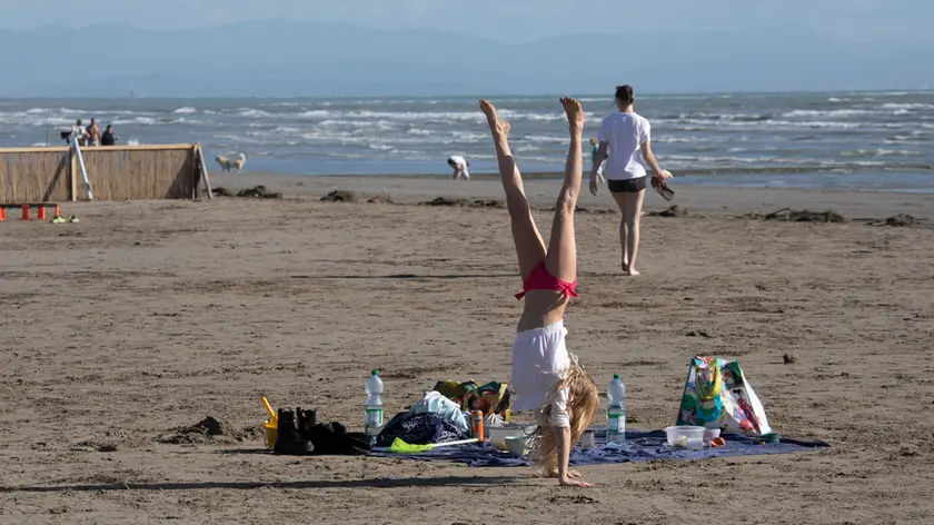 Un tratto della spiaggia libera di Grado (Bonaventura)