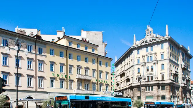 TT bus e tram lungo via Carducci