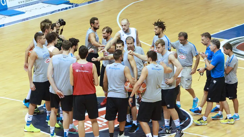 L'Italbasket in allenamento al PalaRubini