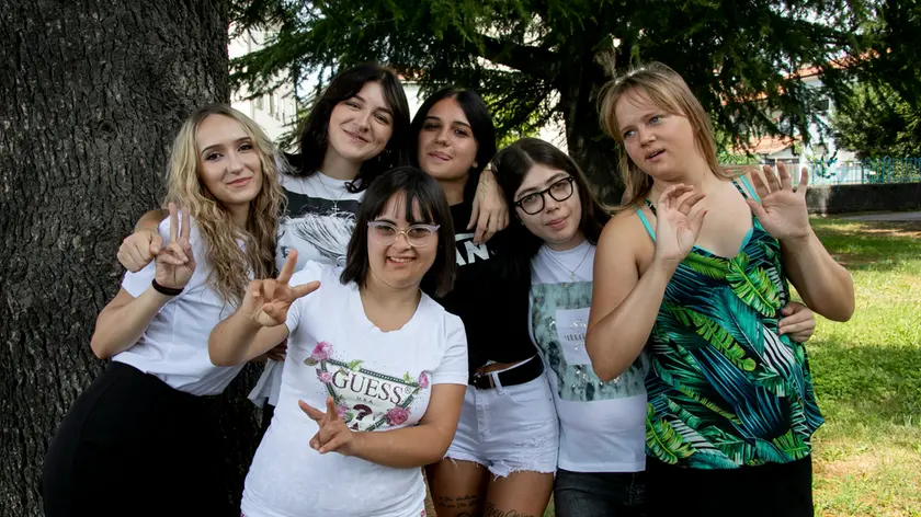 Emina Nurikic, Gabrielle Inglese, Rebecca Sepe, Ilaria Benotto, Emily Brighi e Andrea Gruden. Foto Bonaventura