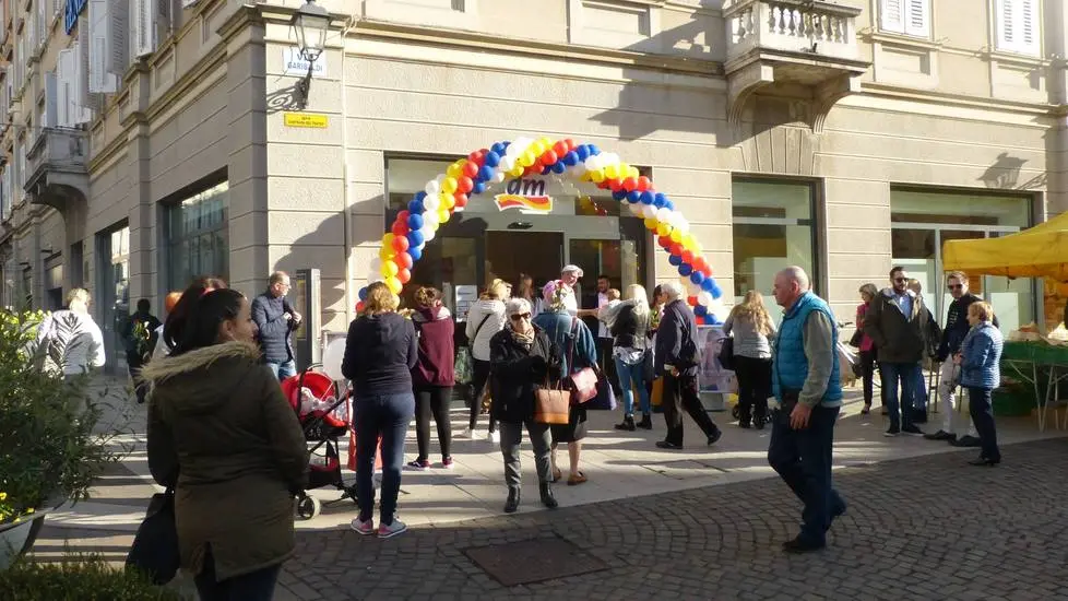 Bumbaca Gorizia 15_11_2018 Inaugurazione drogheria DM via Garibaldi © Fotografia di Pierluigi Bumbaca