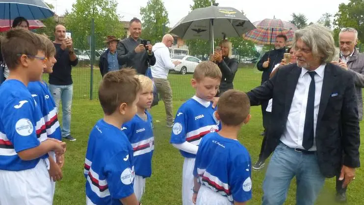 Era l’agosto del 2018 e il presidente della Sampdoria Massimo Ferrero venne in visita a Farra d’Isonzo