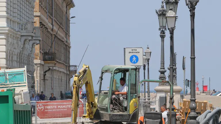 Lasorte Trieste 23/06/17 - Ponterosso, Lavori di Ripavimentazione