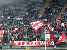 I tifosi sugli spalti durante una partita della Triestina al Rocco