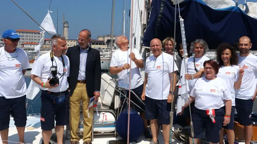 Foto Bruni 07.06.14 YCA:presentata la regato l'equipaggio dei volontari AIL
