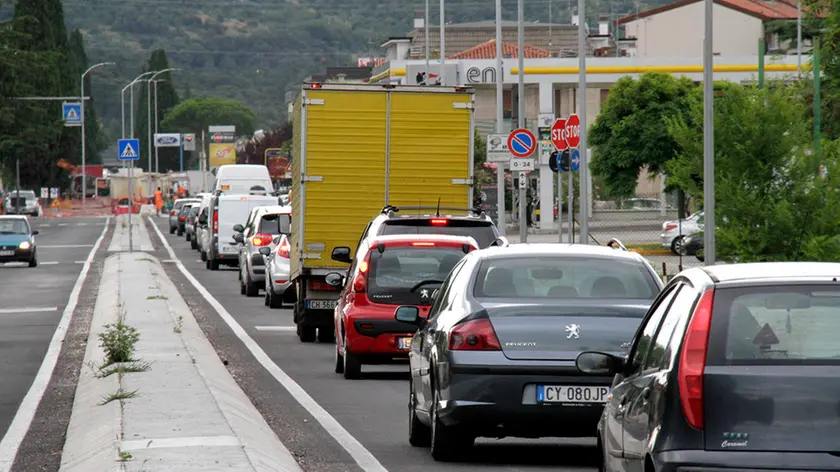 Bonaventura Monfalcone-15.07.2016 Traffico in uscita-Via Boito-Monfalcone-foto di Katia Bonaventura