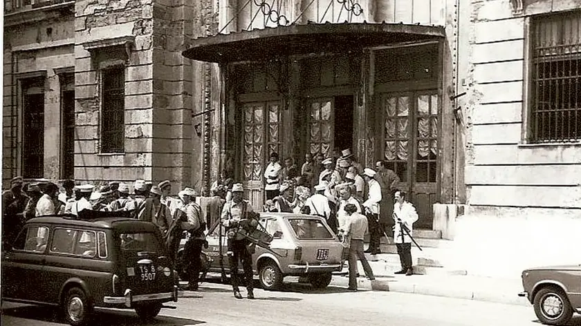 All’esterno della stazione ferroviaria di Campo Marzio si girano alcune scene dello sceneggiato “Anna Karenina” (1974) di Sandro Bolchi con Lea Massari