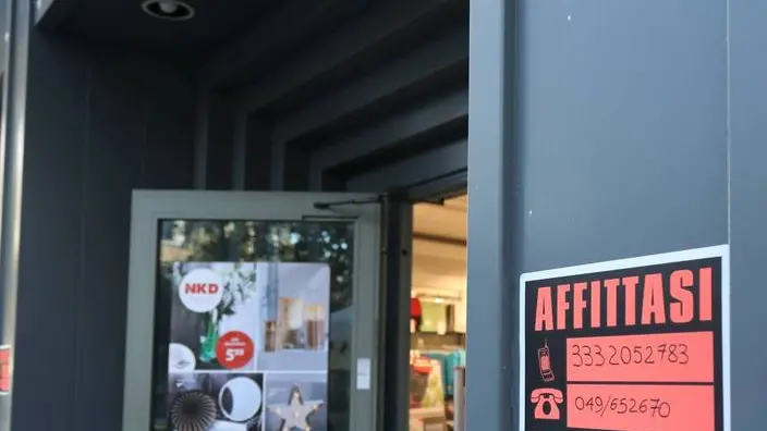 Bumbaca Gorizia 31.10.2018 NKD chiude © Fotografia di Pierluigi Bumbaca