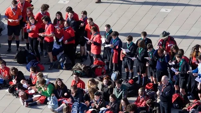 Silvano Trieste 23/02/2014 Piazza Unita' gli Scouts e il Cuore