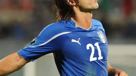 L'esultanza del centrocampista della nazionale Andrea Pirlo dopo il gol durante l' incontro di calcio valido per la qualificazione al campionato Europeo 2012 Itallia-Far Oer, allo stadio Franchi di Firenze, il 7 settembre 2010. ANSA/CARLO FERRARO