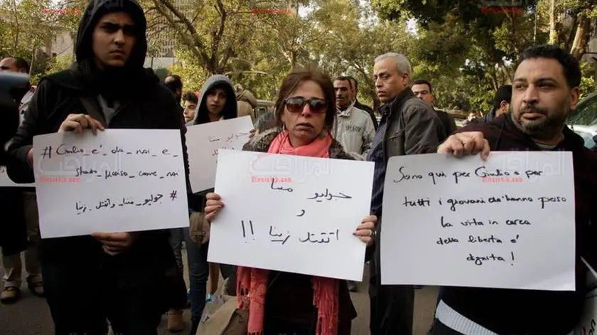 Il sit-in svoltosi ieri al Cairo di fronte all’ambasciata italiana