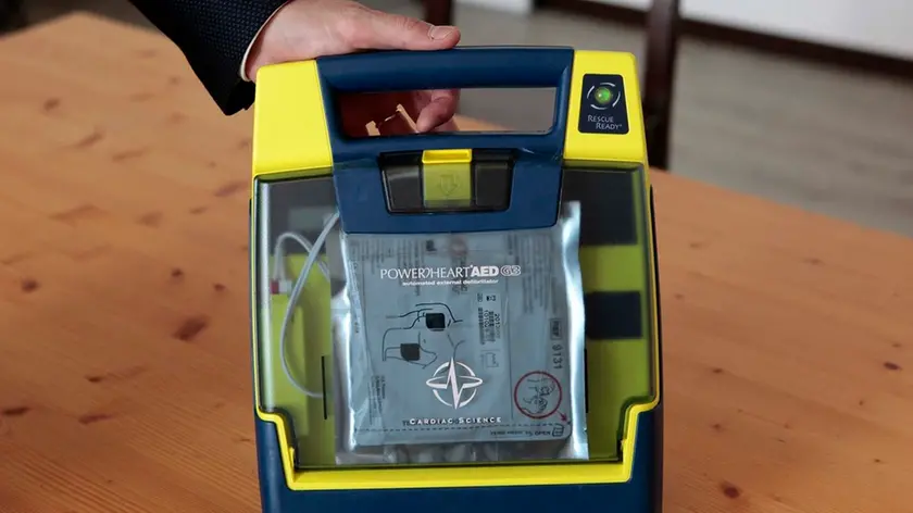 Silvano Trieste 16/05/2016 Scuola Internazionale, consegna defibrillatore