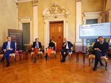 Il convegno “Fvg Connect” su infrastrutture e investimenti innovativi per la regione tenutosi martedì 28 febbraio nel Palazzo della Regione a Trieste. Il forum, moderato dalla direttrice del Piccolo Roberta Giani, ha visto protagonisti Mario Rossetti, amministratore delegato di Open Fiber, il presidente dell’Authority portuale, Zeno D’Agostino, l’head di Vodafone Enterprise Italy, Alessandro Magnino e il vicepresidente Bat Trieste, Andrea Di Paolo, oltre al governatore Fvg Massimiliano Fedriga. Ha introdotto Annalisa Chirico