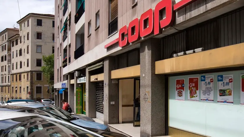 Silvano Trieste 21/06/2014 Le Coop di via Vergerio