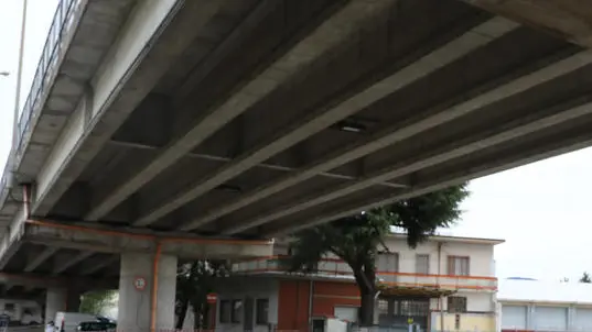 Bumbaca Gorizia 25.09.2019 Calcinacci cavalcavia via Trieste © Fotografia di Pierluigi Bumbaca