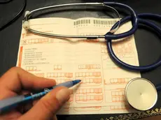 Una ricetta medica fotografata il 14 luglio 2011, a Pisa. ANSA/ FRANCO SILVI