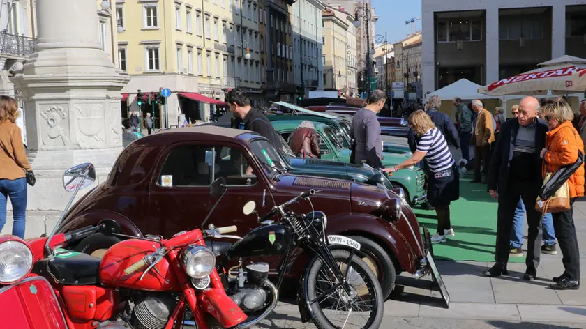Lasorte Trieste 31/03/17 - Piazza Unità, Piazza della Borsa, Esposizione Auto Moto Trieste - Opicina