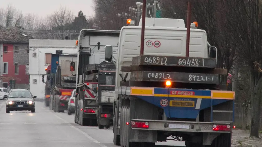 Bonaventura Monfalcone-28.01.2014 Camion brame-Pieris-foto di Katia Bonaventura