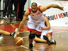 Foto BRUNI TRieste 18.05.12 PLAY-OFF BASKET ACEGAS-FERENTINO GARA 1-ZECCHIN