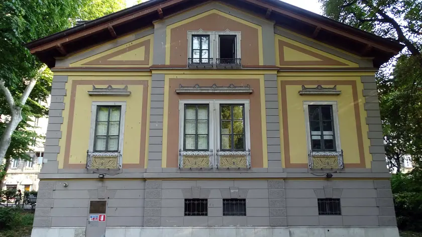 La casetta coi bagni al Giardino pubblico