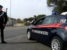 Carabiniere durante controlli di sicurezza stradale, Roma, 14 Ottobre 2014. ANSA/ UFFICIO STAMPA/ CARABINIERI ++ NO SALES EDITORIAL USE ONLY ++