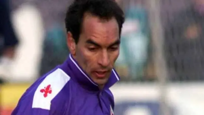 22/11/98 Fiorentina-Inter:Grande partita del Brasiliano Edmundo , qui in duello con Winter. Foto Marco Bucco.