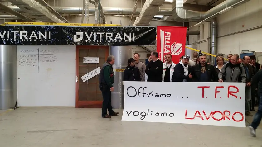 Una protesta dei lavoratori della Vitrani