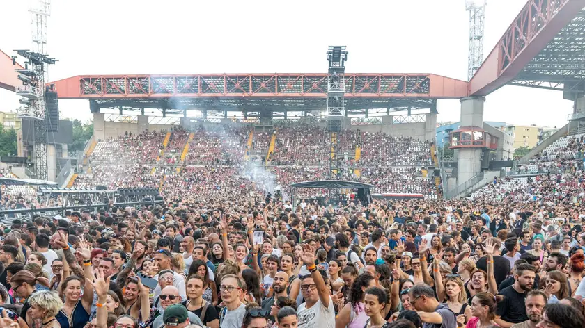 il pubblico al concerto dei Maneskin al Rocco nel luglio del 2023