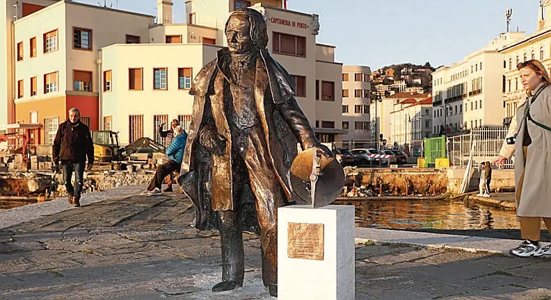 Lasorte Trieste 18/03/23 - Rive, Statua di Josef Ressel