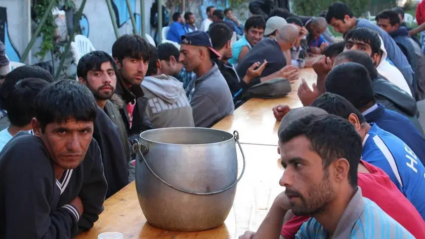 Bumbaca Gorizia 07.09.2015 Profughi alla Madonnina Fotografia di Pierluigi Bumbaca