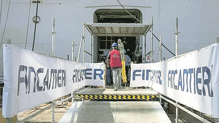 L’imbarco in Fincantieri Foto Bonaventura