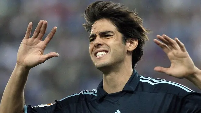 epa01858375 Real Madrid's Brazilian midfielder Ricardo Izecson Santos Leite 'Kaka' gestures during their Spanish First Division League soccer match against RCD Espanyol, at Cornella-El Prat stadium, in Barcelona, northeastern Spain, 12 September 2009. EPA/ANDREU DALMAU