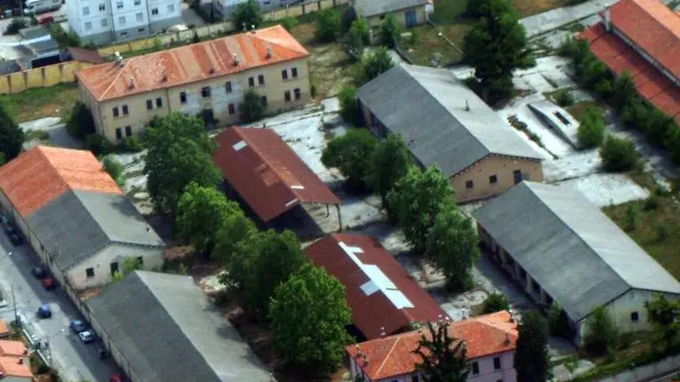 Bumbaca Gorizia Gradisca via Roma ex caserma