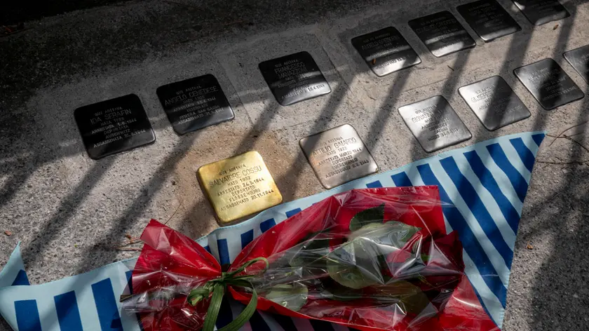 Pietre d'inciampo presenti a Roncho fotografate da Katia Bonaventura