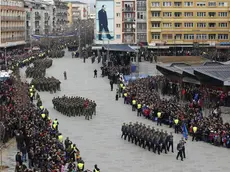 epa03588364 Members of Kosovo Security Force (KSF) march during a ceremony to mark the 5th anniversary of Kosovo's independence in Pristina, Kosovo, 17 February 2013. The government of Kosovo lists 96 countries that have recognized the country as the Republic of Kosovo. EPA/VALDRIN XHEMAJ