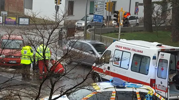 Bonaventura Monfalcone-02.02.2016 Incidente-Incrocio via Nazario Sauro-Staranzano
