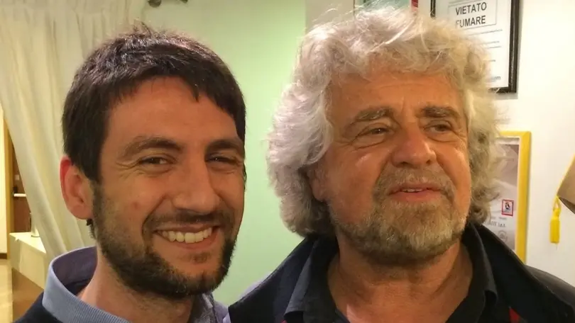 L'europarlamentare Marco Zullo assieme a Beppe Grillo