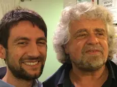 L'europarlamentare Marco Zullo assieme a Beppe Grillo