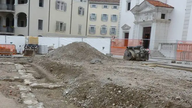 Bumbaca Gorizia 30_10_2019 Corte Sant'Ilario antiche mura © Foto Pierluigi Bumbaca