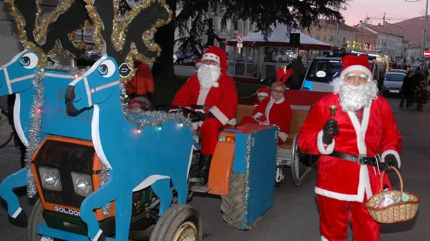 Bumbaca Gorizia Babbi Natale Tajeto
